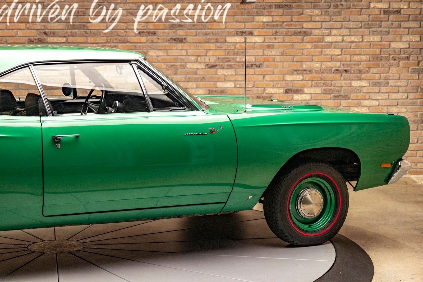 Plymouth-Roadrunner-1969-Other-13