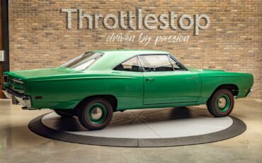 Plymouth-Roadrunner-1969-Other-3