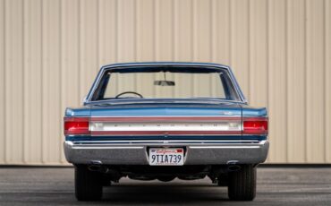 Plymouth-Satellite-1967-Bright-Blue-Pearl-White-12