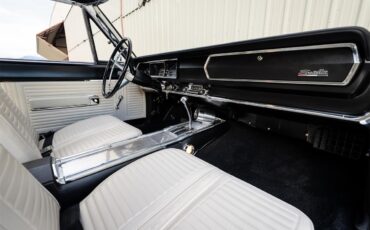 Plymouth-Satellite-1967-Bright-Blue-Pearl-White-33