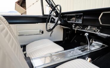 Plymouth-Satellite-1967-Bright-Blue-Pearl-White-34