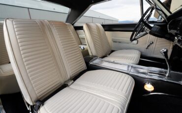 Plymouth-Satellite-1967-Bright-Blue-Pearl-White-50