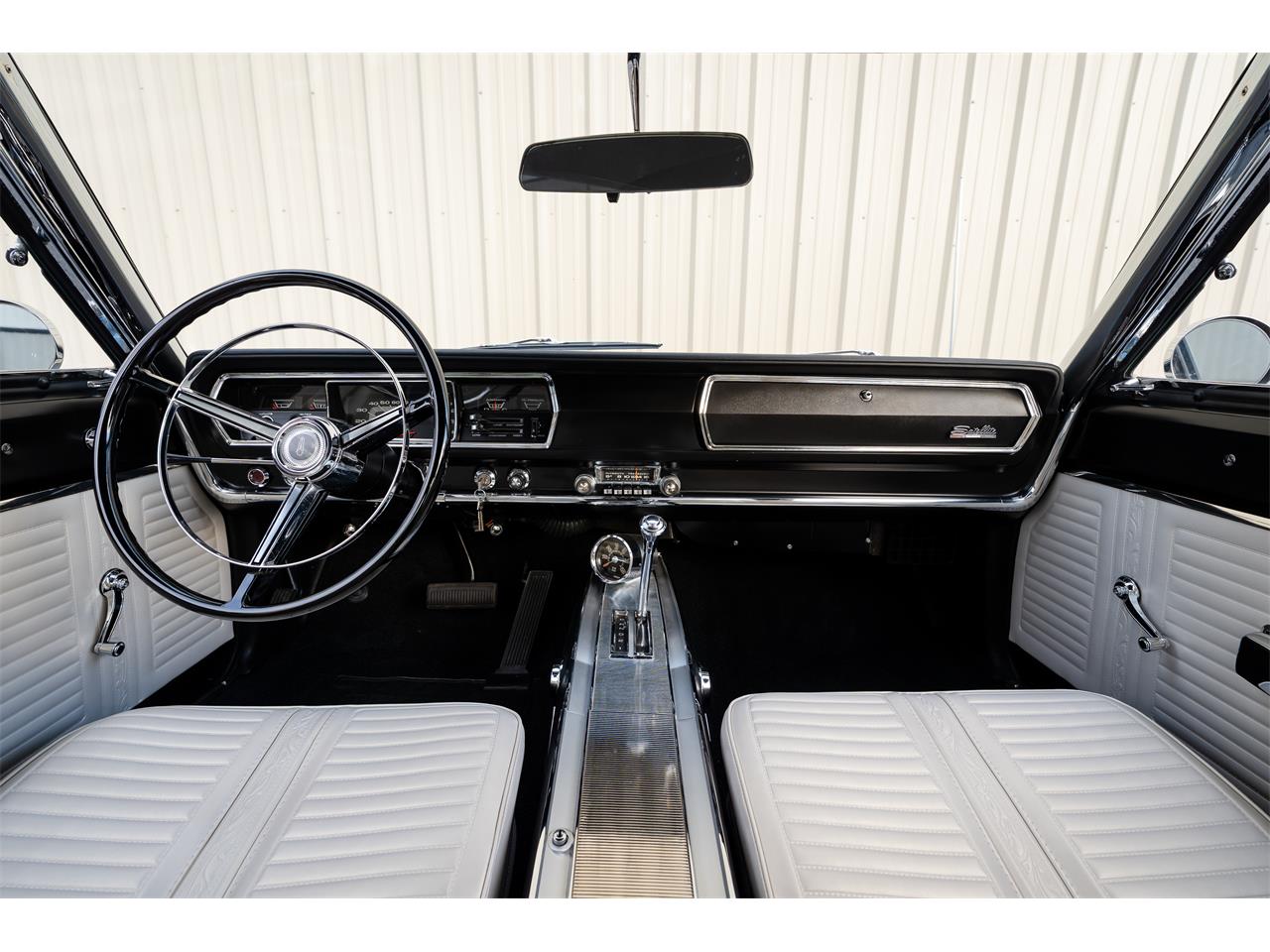 Plymouth-Satellite-1967-Bright-Blue-Pearl-White-54