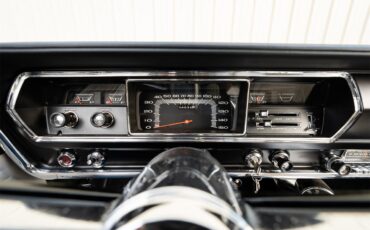 Plymouth-Satellite-1967-Bright-Blue-Pearl-White-56