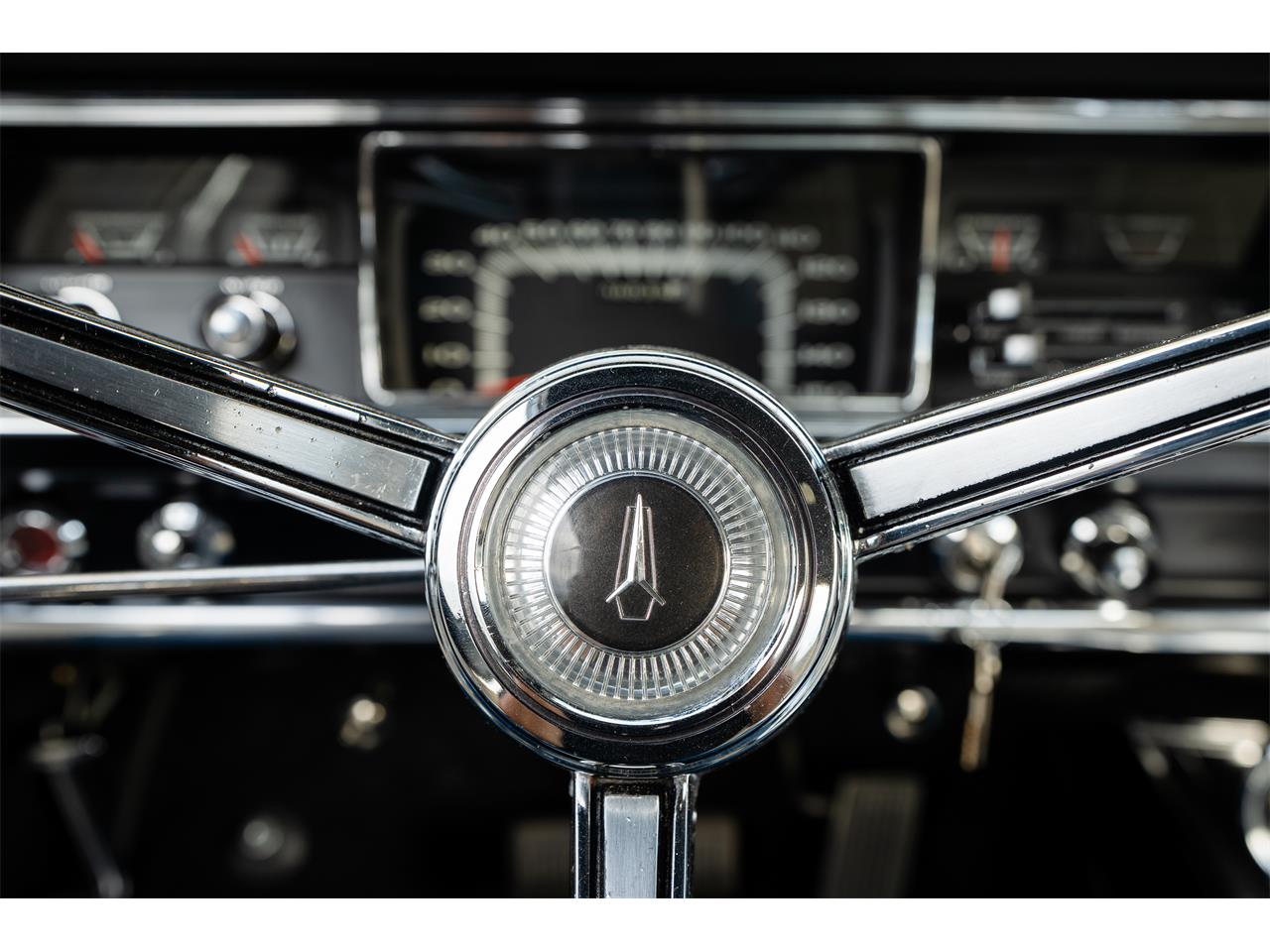 Plymouth-Satellite-1967-Bright-Blue-Pearl-White-60
