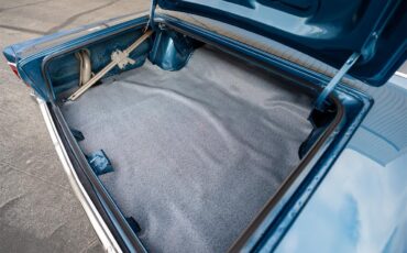 Plymouth-Satellite-1967-Bright-Blue-Pearl-White-66