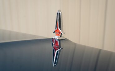 Plymouth-Satellite-1967-Bright-Blue-Pearl-White-75