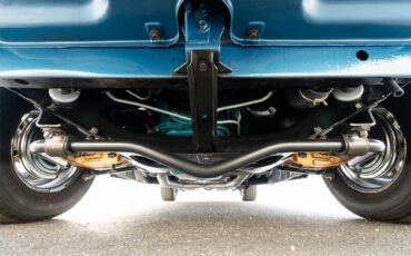 Plymouth-Satellite-1967-Bright-Blue-Pearl-White-91