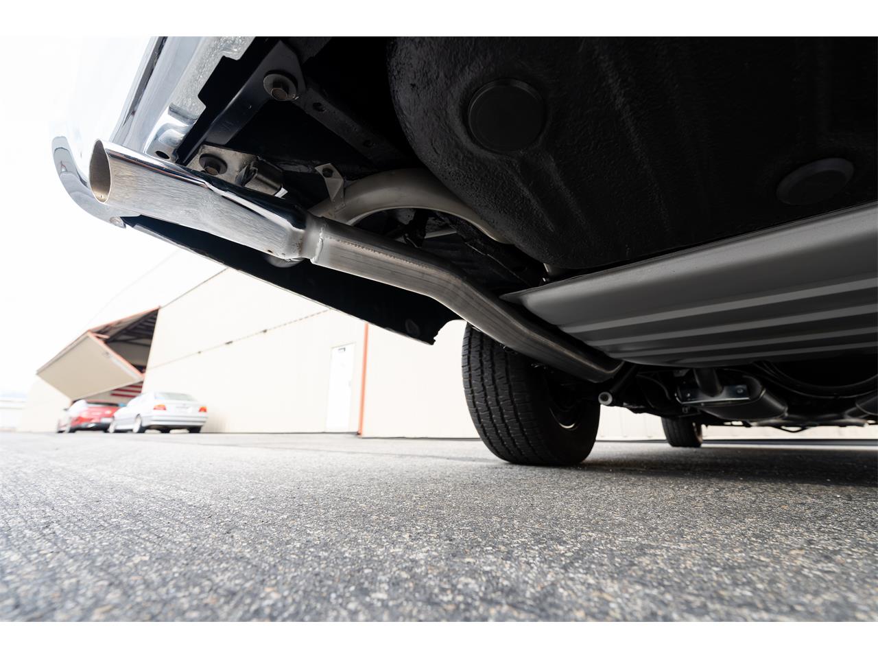 Plymouth-Satellite-1967-Bright-Blue-Pearl-White-96