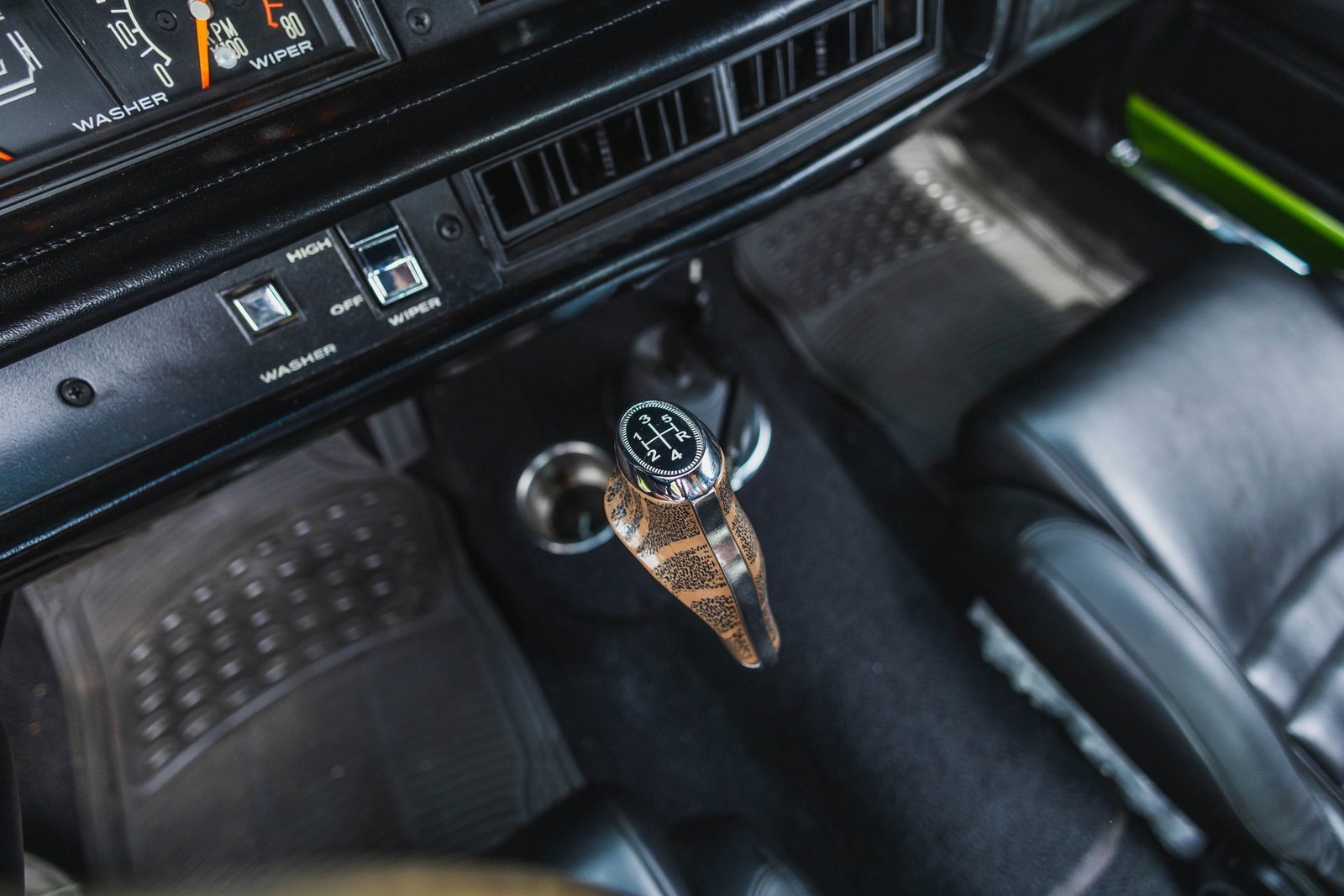 Plymouth-Satellite-1969-2D-Hardtop-31