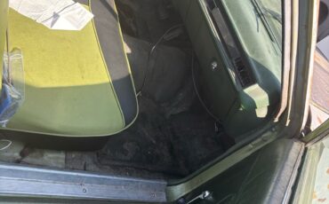 Plymouth-Satellite-1973-Sedan-5