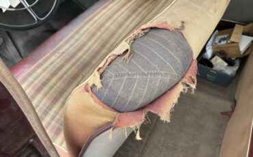 Plymouth-Sedan-1948-Sedan-2