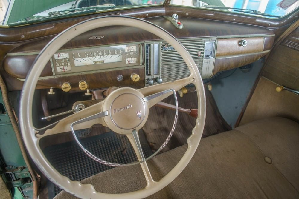 Plymouth-Special-Deluxe-1941-15