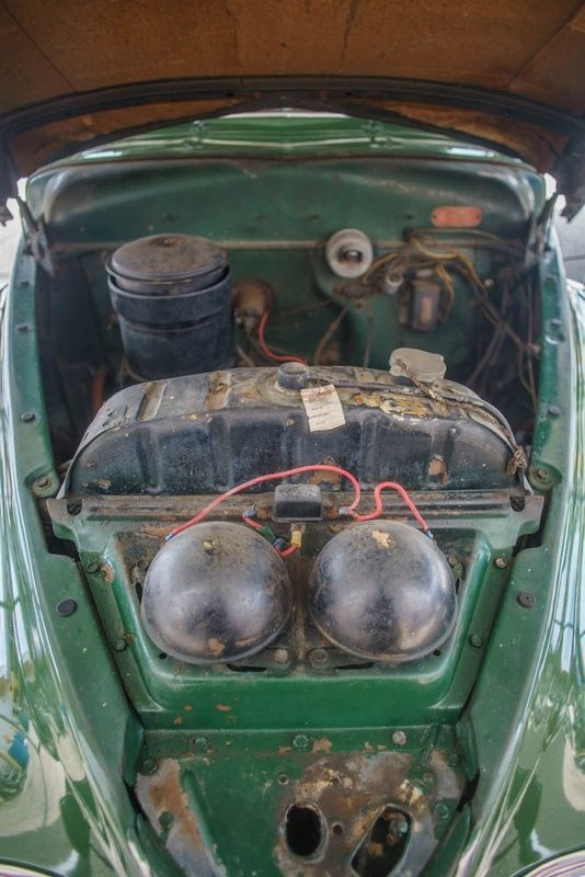 Plymouth-Special-Deluxe-1941-19