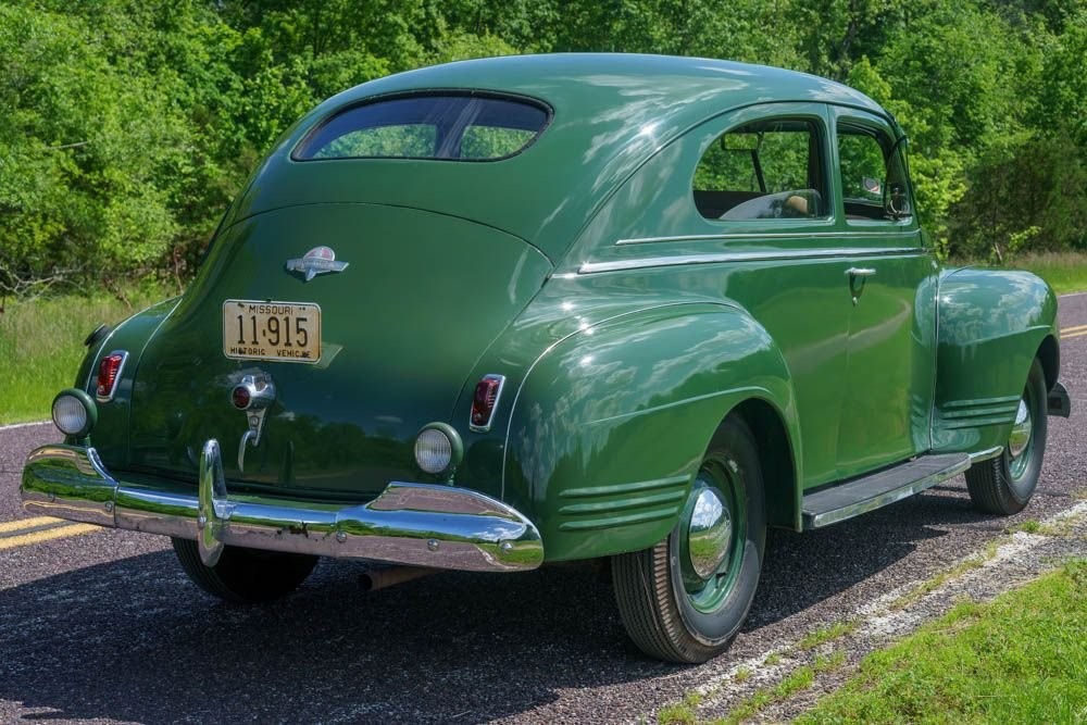 Plymouth-Special-Deluxe-1941-4