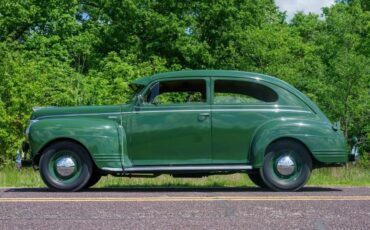 Plymouth-Special-Deluxe-1941-7