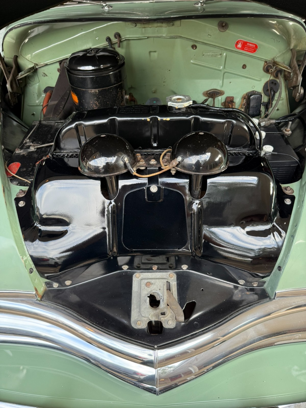 Plymouth-Special-Deluxe-1950-Coupe-12