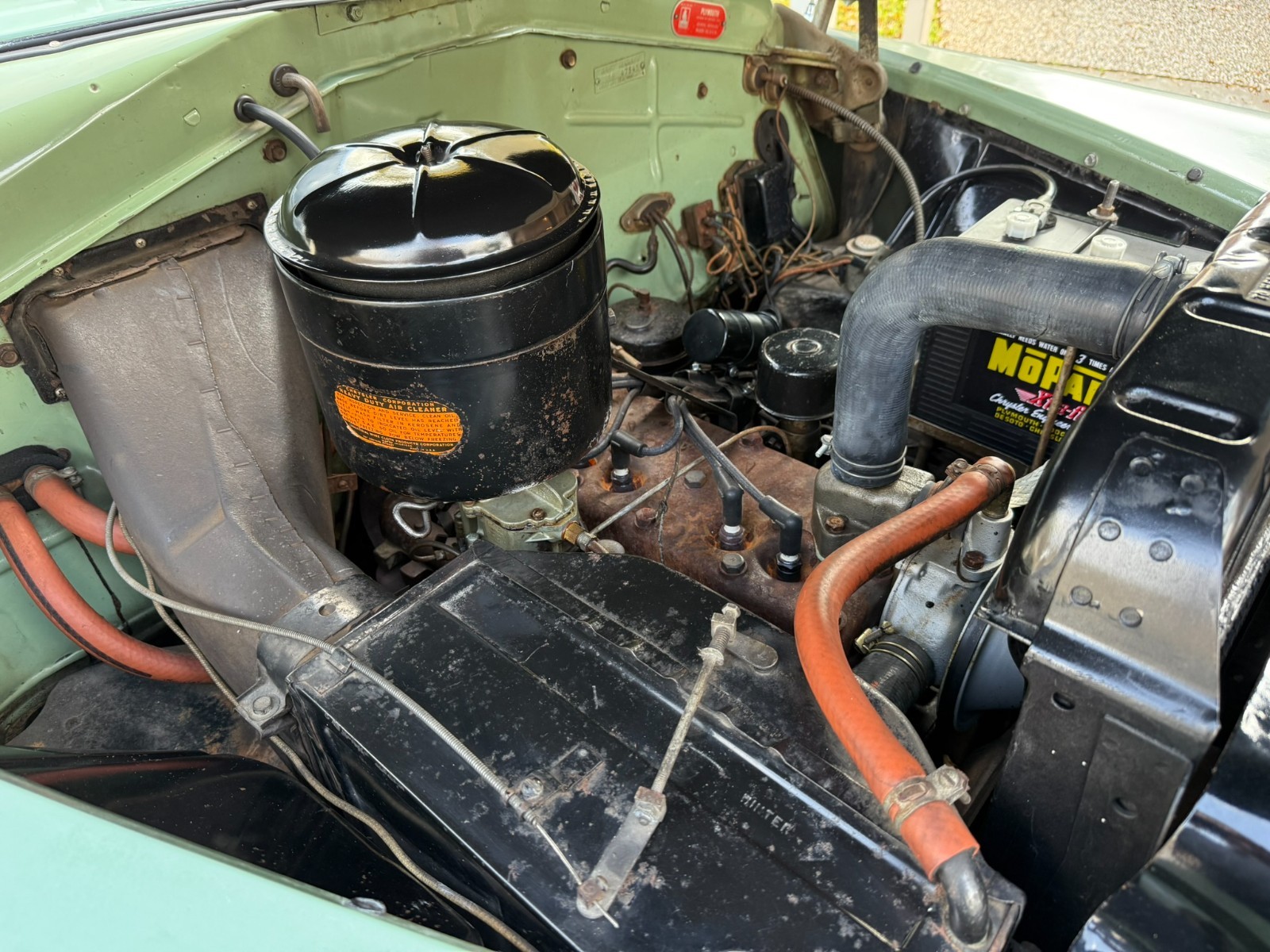 Plymouth-Special-Deluxe-1950-Coupe-13