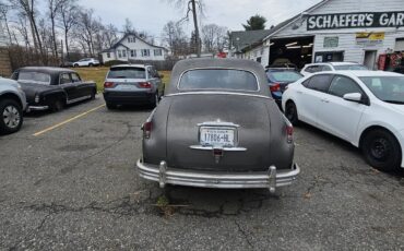 Plymouth-Special-deluxe-1949-4