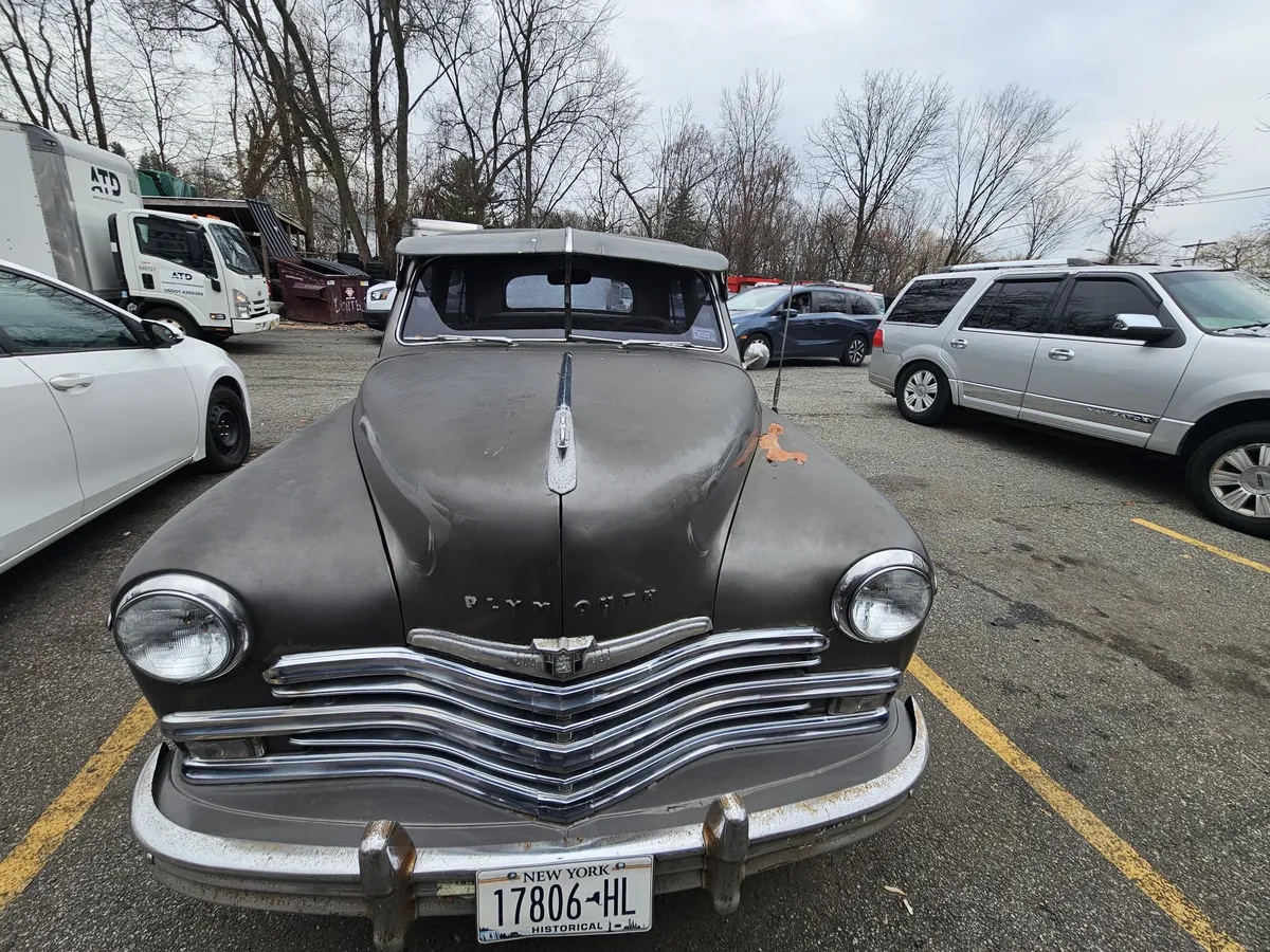 Plymouth-Special-deluxe-1949-7