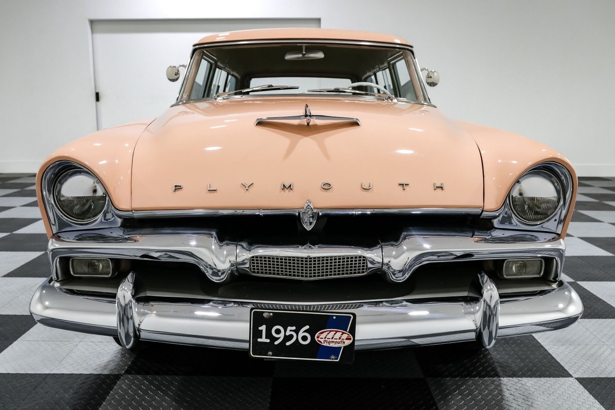 Plymouth-Suburban-Sport-1956-Station-Wagon-1