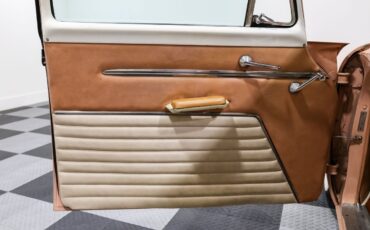 Plymouth-Suburban-Sport-1956-Station-Wagon-11