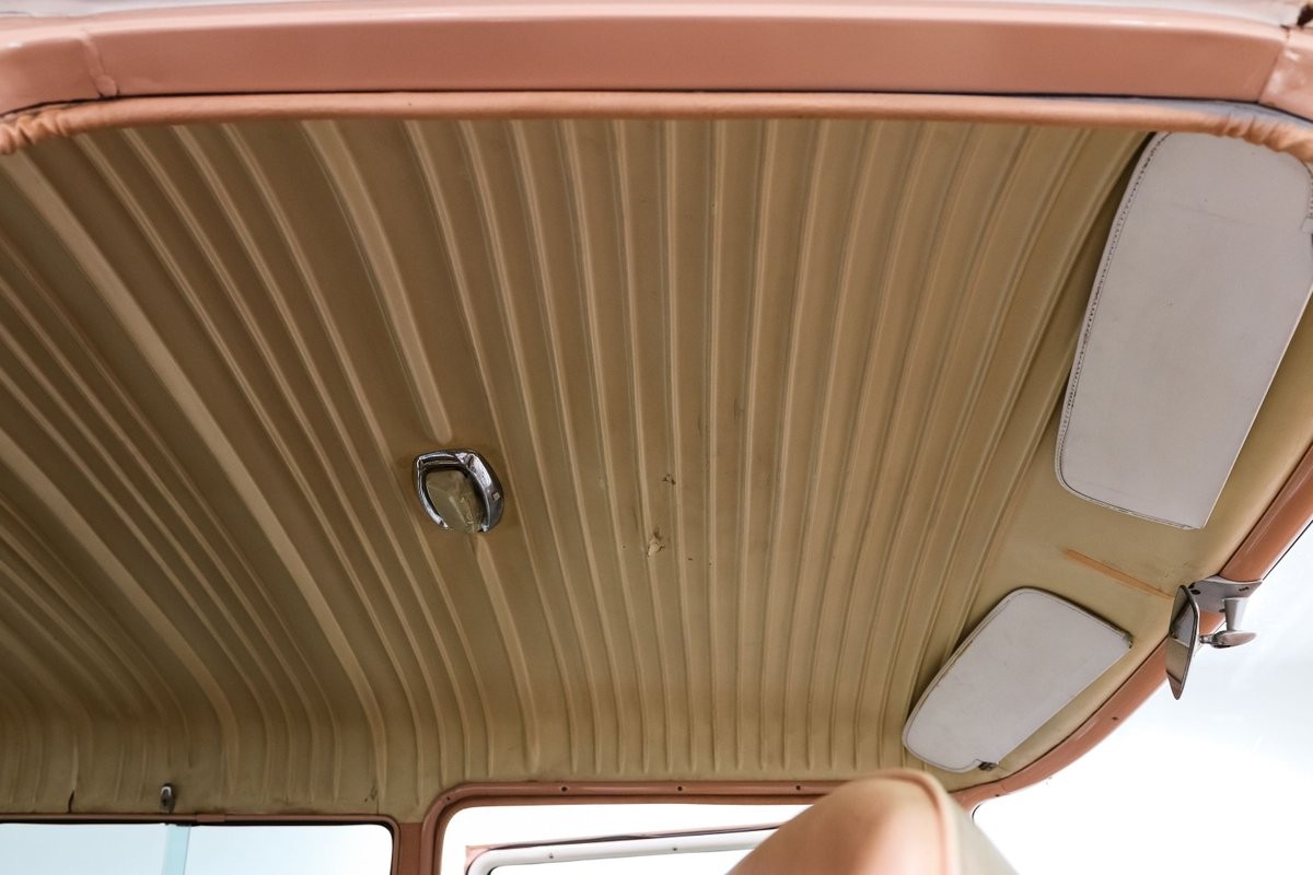 Plymouth-Suburban-Sport-1956-Station-Wagon-18