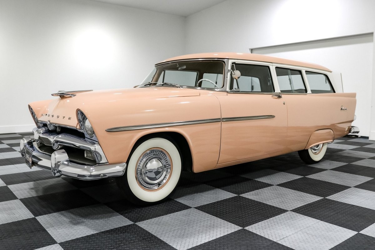 Plymouth-Suburban-Sport-1956-Station-Wagon-2