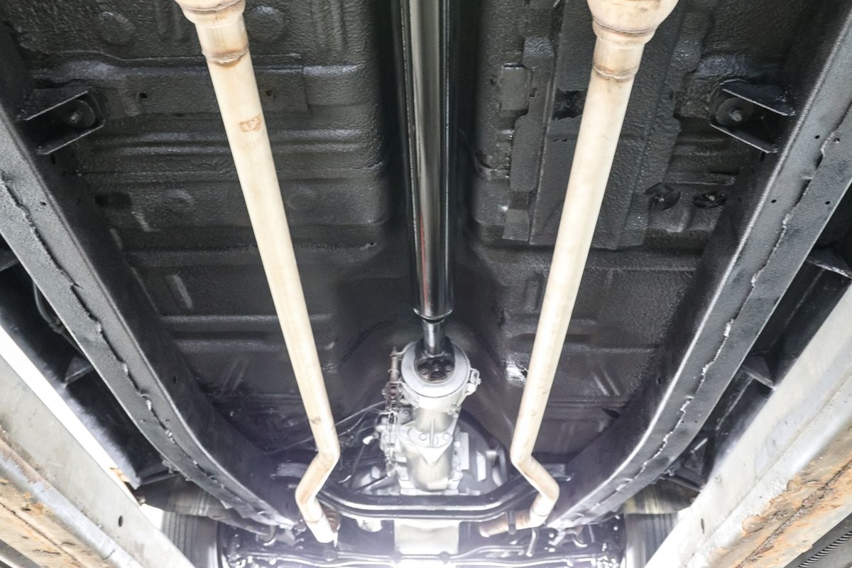 Plymouth-Suburban-Sport-1956-Station-Wagon-23