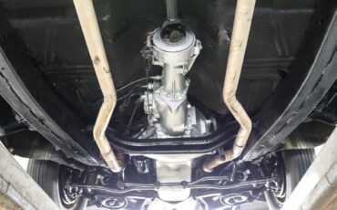 Plymouth-Suburban-Sport-1956-Station-Wagon-24