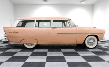 Plymouth-Suburban-Sport-1956-Station-Wagon-7