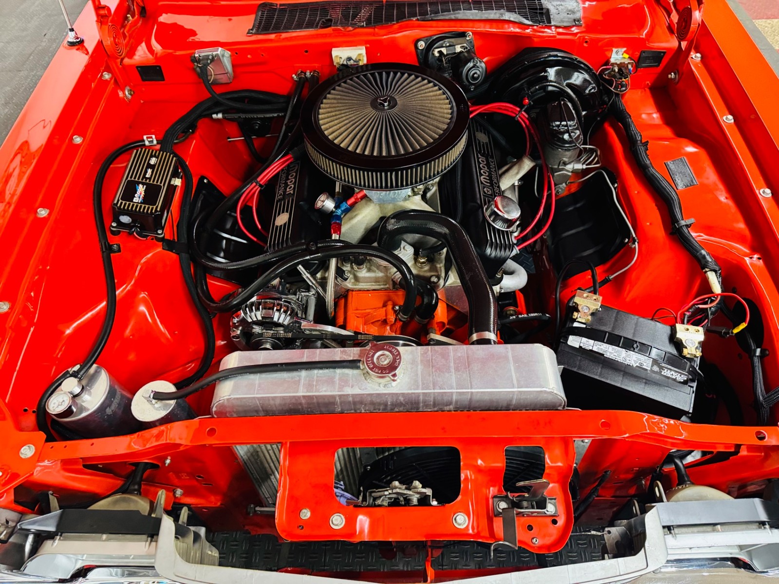 Plymouth-Volare-1977-19