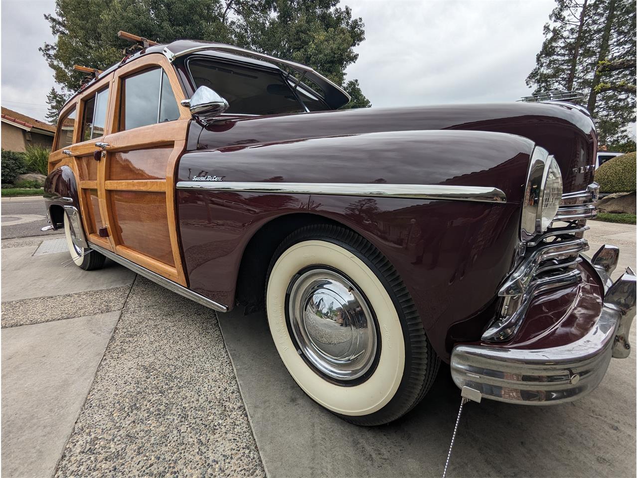 Plymouth-Woody-wagon-1949-Maroon-Tan-1