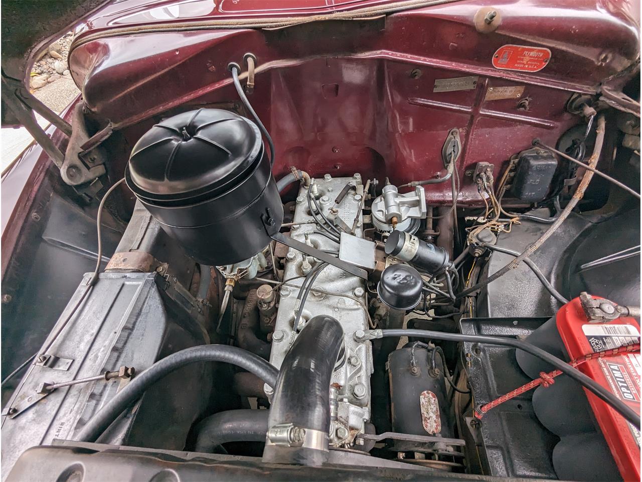 Plymouth-Woody-wagon-1949-Maroon-Tan-14
