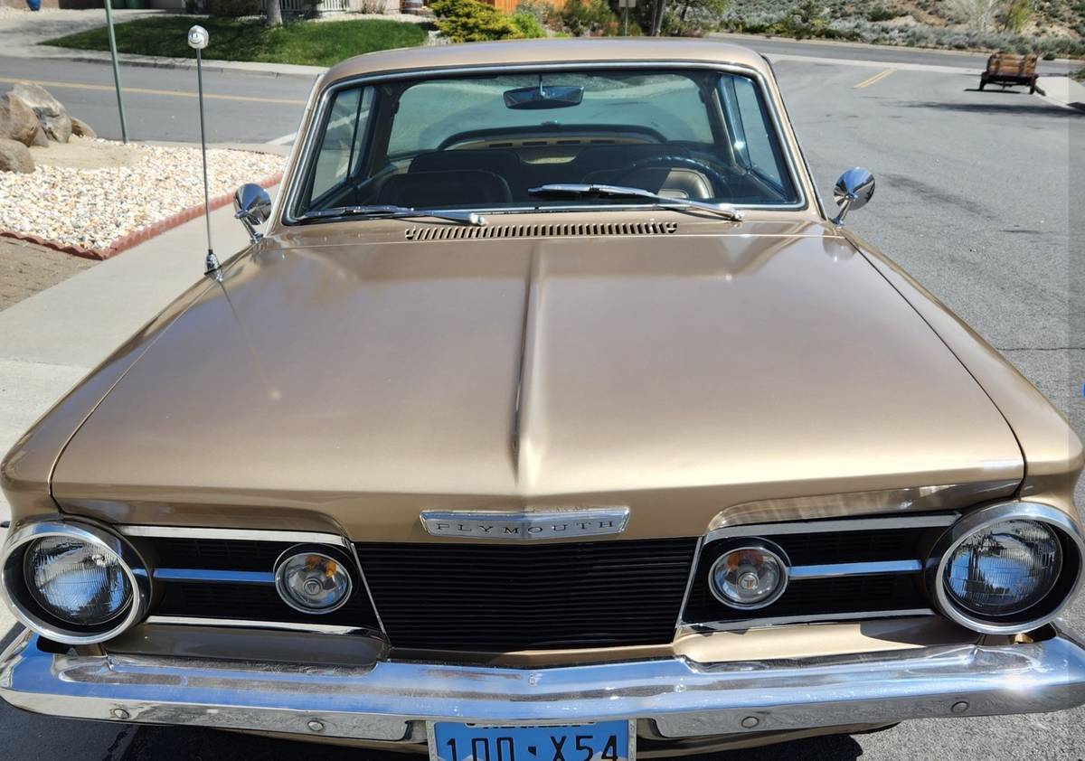 Plymouth-barracuda-1964-custom-2