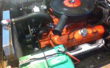 Plymouth-barracuda-1964-custom-6