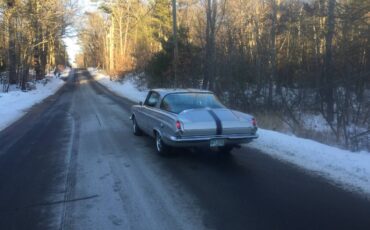 Plymouth-barracuda-1965-silver-3
