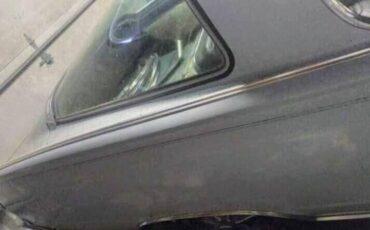 Plymouth-barracuda-1966-3