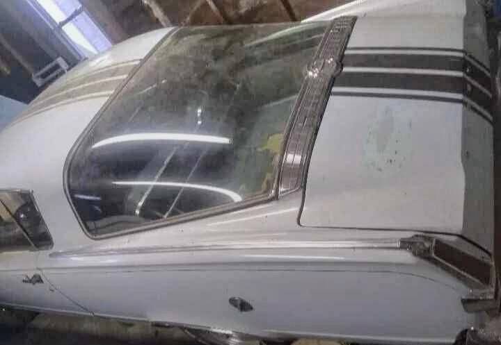 Plymouth-barracuda-1966