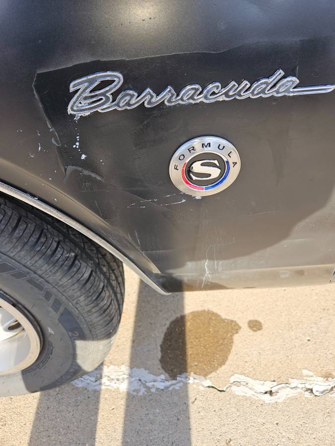 Plymouth-barracuda-1968-black-12