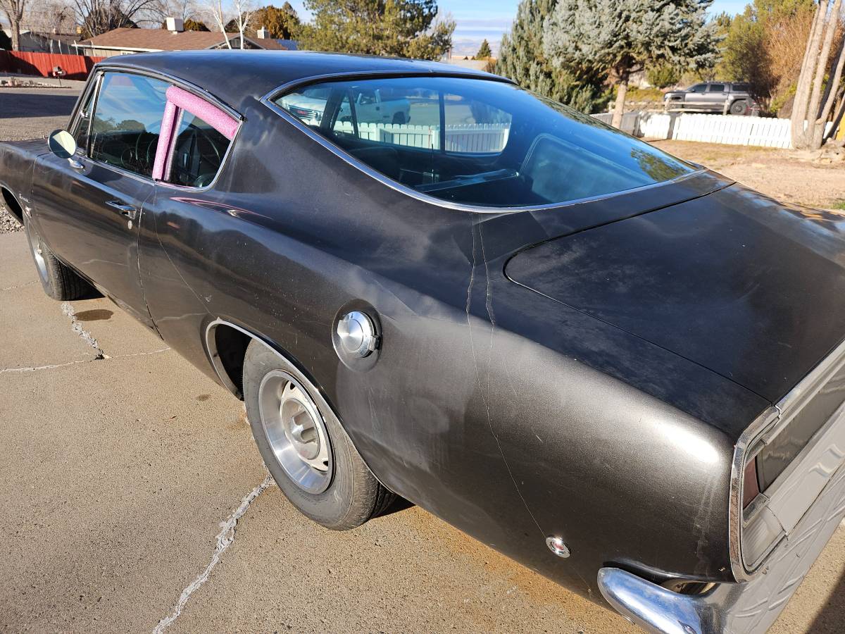 Plymouth-barracuda-1968-black-14