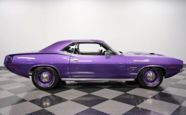 Plymouth-barracuda-1970-purple-14