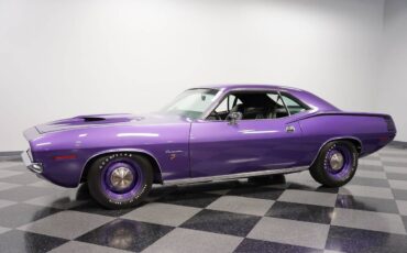 Plymouth-barracuda-1970-purple-8