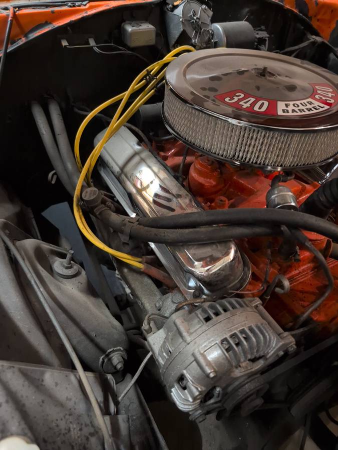 Plymouth-belvedere-1967-orange-4