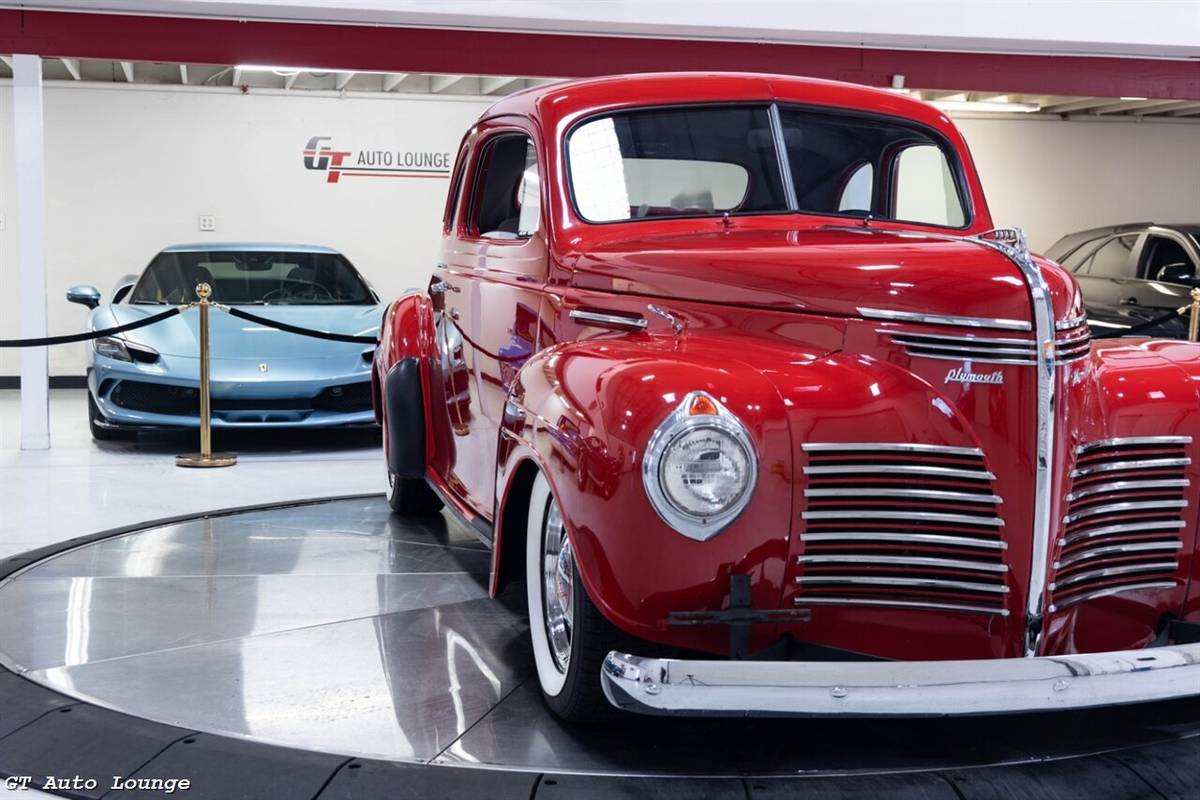 Plymouth-business-1940-red-11