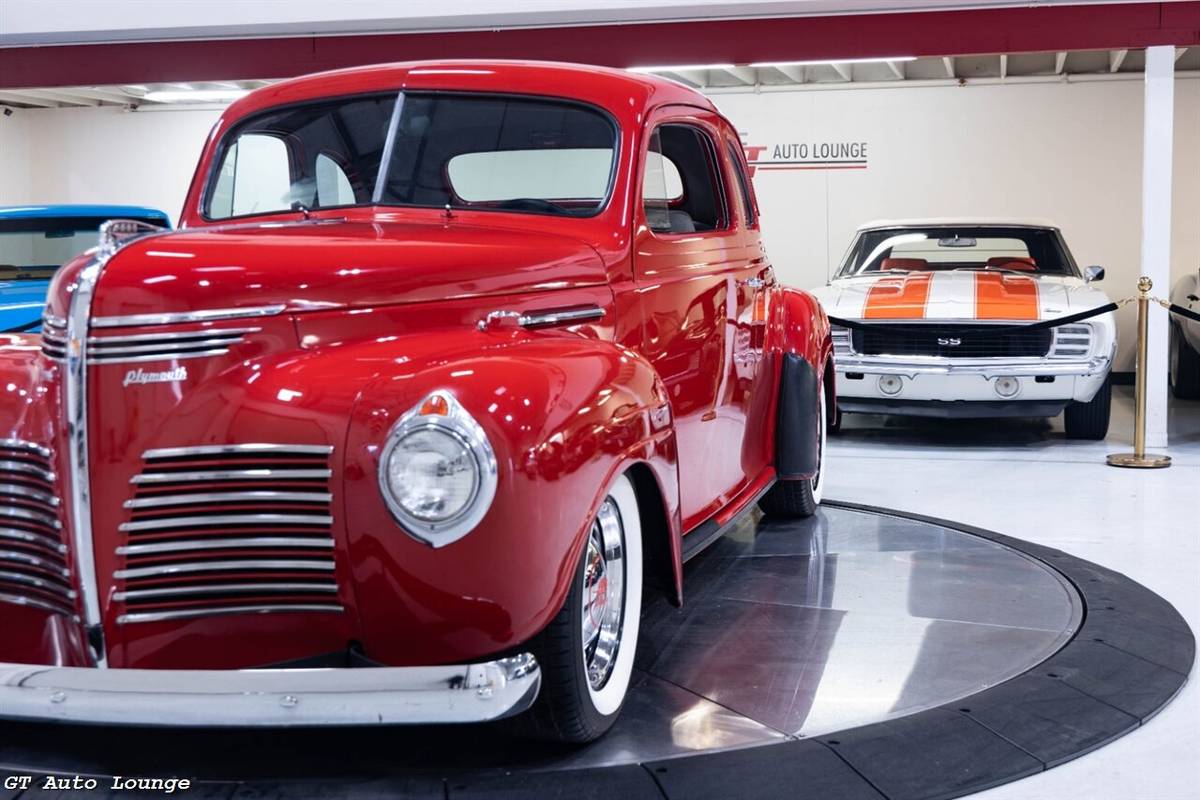 Plymouth-business-1940-red-12