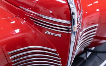 Plymouth-business-1940-red-17