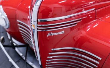 Plymouth-business-1940-red-18