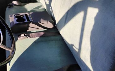 Plymouth-cranbrook-1951-10