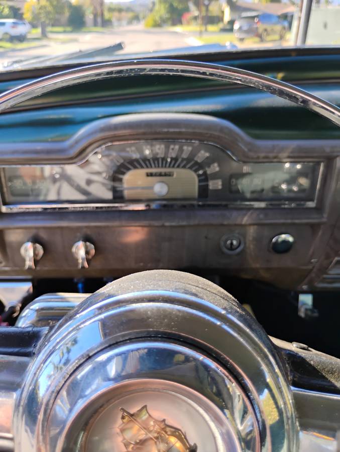 Plymouth-cranbrook-1951-13